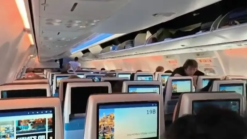 Trump promete golpear 'muy duro' a Irán si se le vincula con ataque a Flydubai