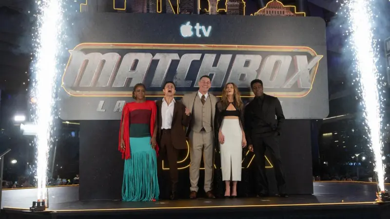 De los juguetes a la pantalla grande: el elenco de Matchbox conecta con los fans mexicanos