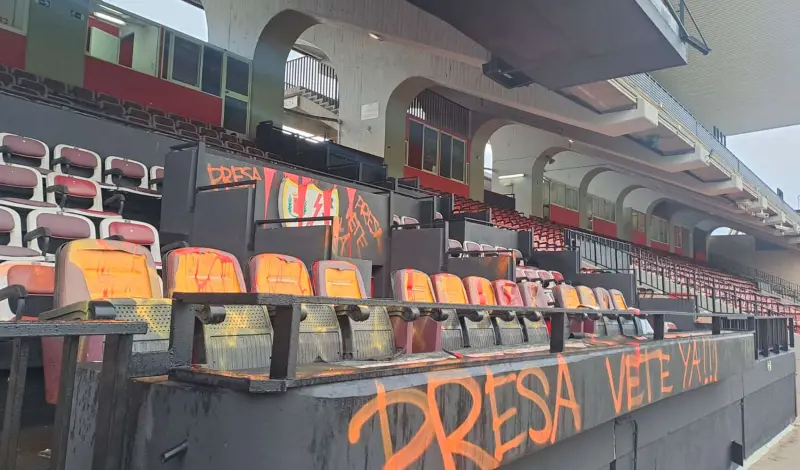 El vandalismo toma control del estadio del Rayo Vallecano