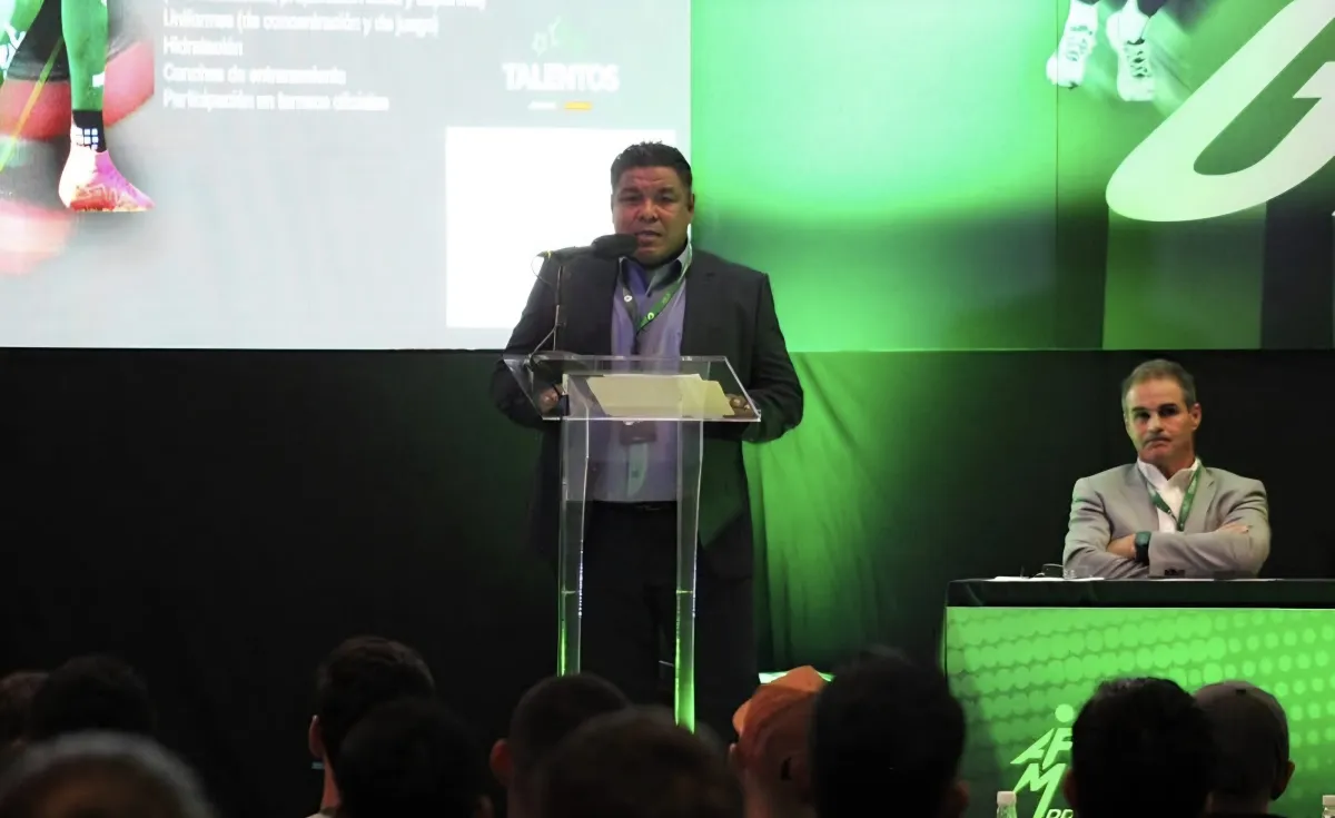 Ojalá Higuera no esté utilizando a Roberto Galán: Melvin Brown