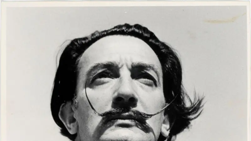 Roban una pieza única de Dalí de 150 kilos en un museo de Francia
