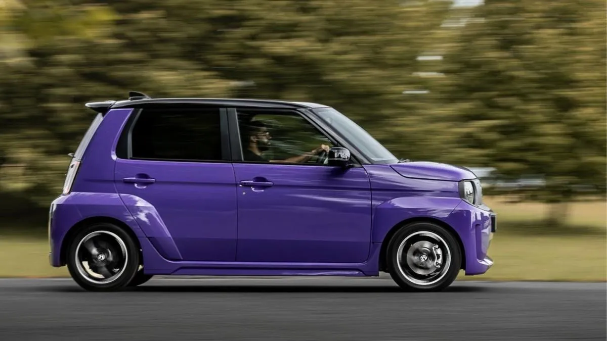 Honda desarrolla carreteras que cargan autos eléctricos en movimiento y las probará en 2027