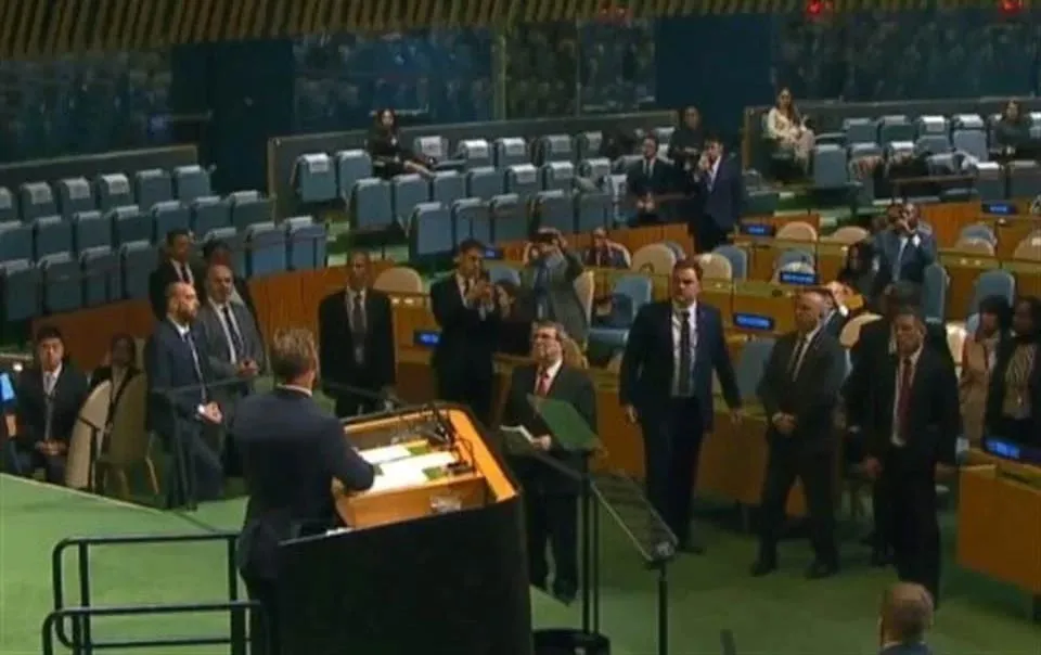 Cruzan palabras embajadores de Cuba y EU en ONU