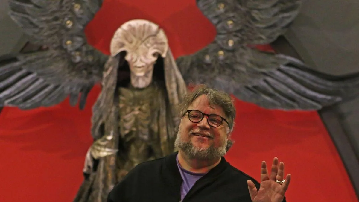 Guillermo del Toro tiene una habitación donde llueve las 24 horas, ¿para qué la utiliza?