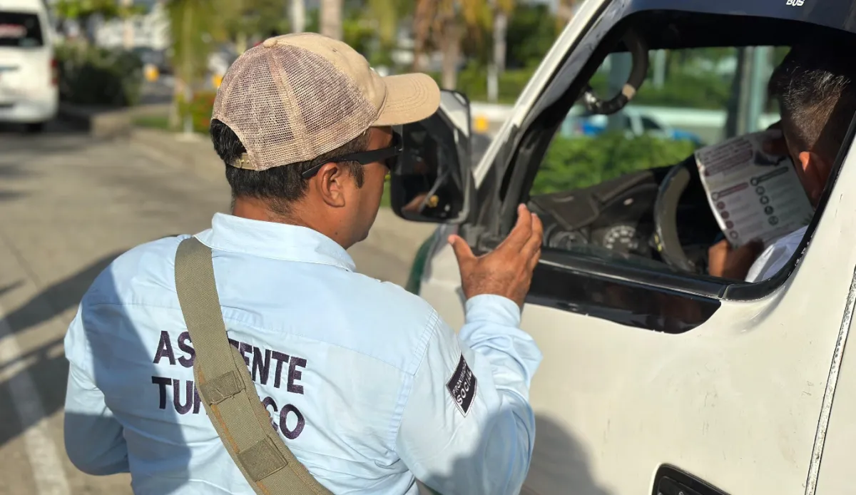Piden a transportistas de Acapulco moderar claxon para reducir ruido