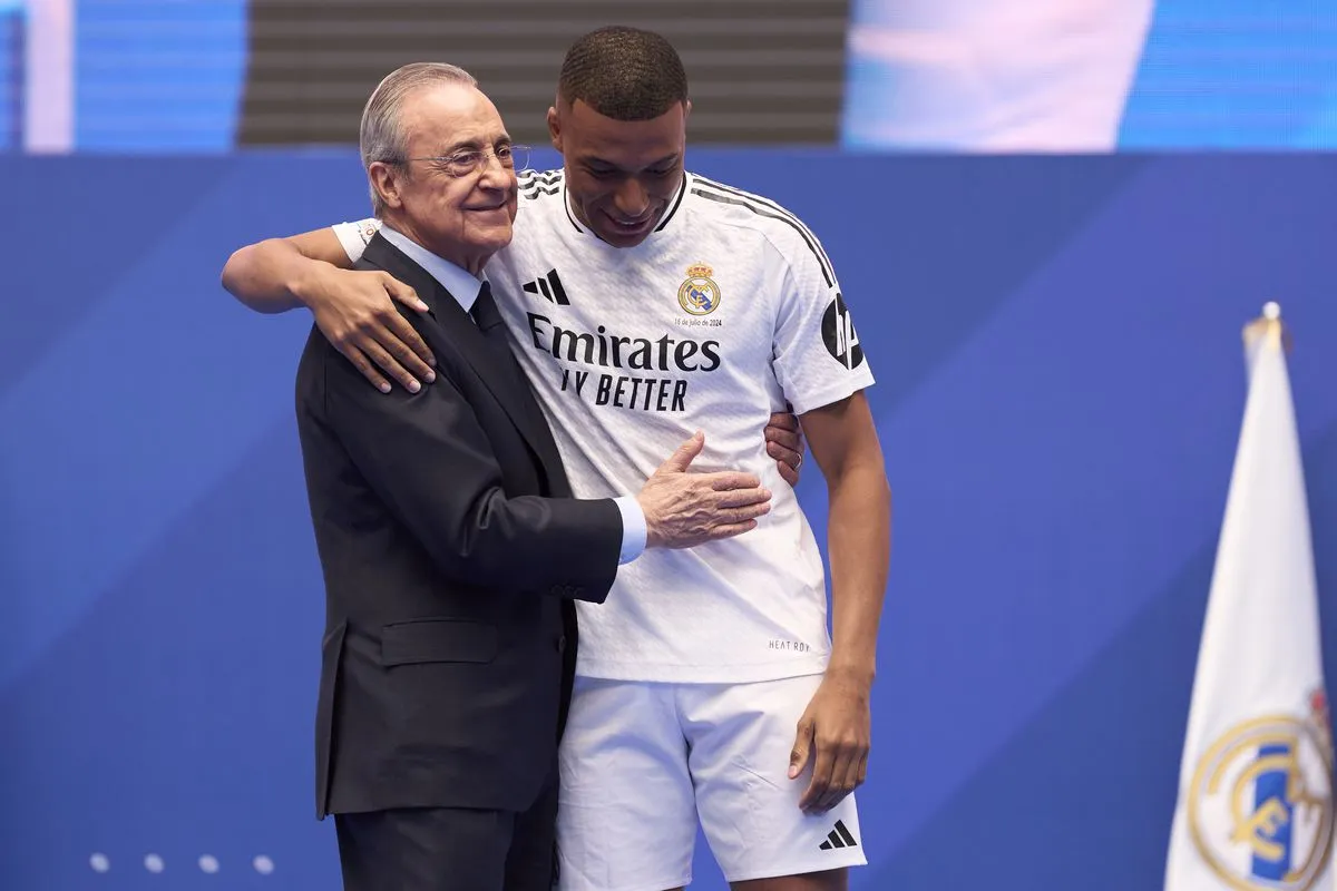 Florentino Pérez se mueve para aplacar la polémica entre Mbappé y China