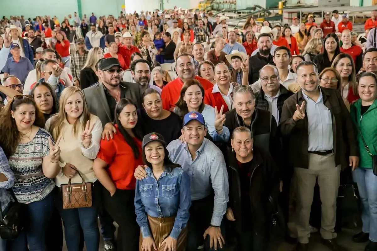 Reúne Marco Bonilla a más de mil 200 personas en Guerrero; plantean necesidades del campo, comercio y educación
