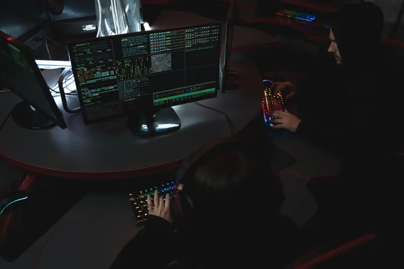 Un hacker de 16 años es detenido en España como presunto administrador de KillSec, grupo acusado de robar información y exigir rescates tras atacar organizaciones de varios países