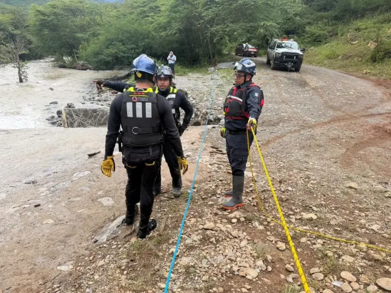 Presas Jalpan al 100% y caminos afectados: mantienen vigilancia por lluvias en la Sierra Gorda