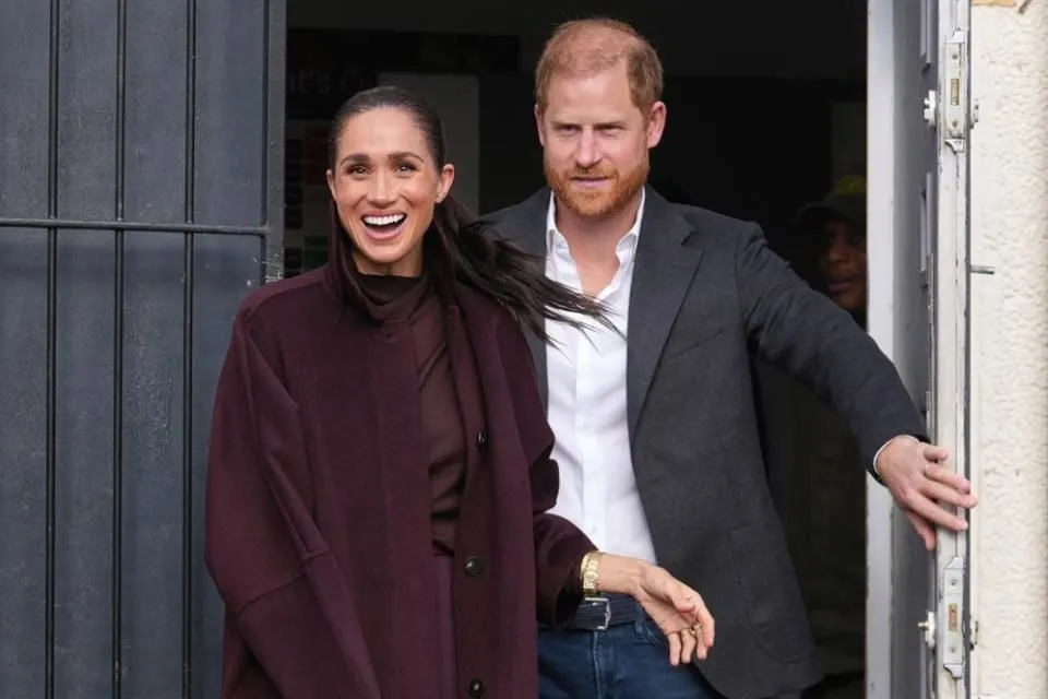 Reaparecen Harry y Meghan juntos desde regreso a Reino Unido