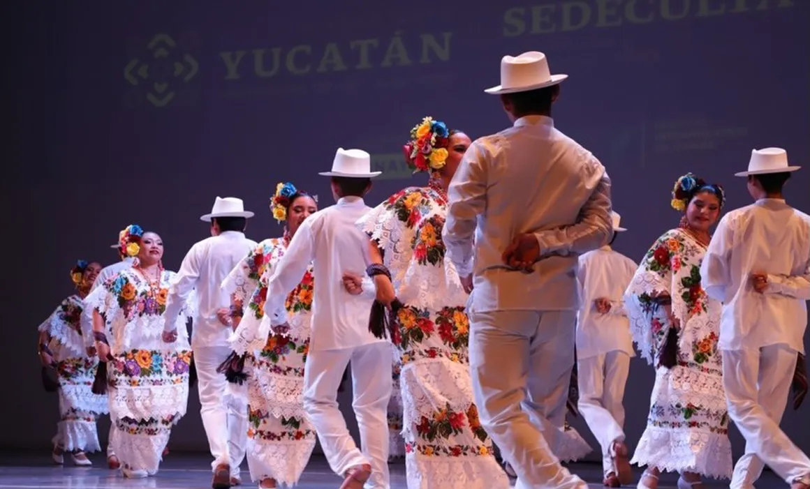 Con jarana inicia Festival Internacional de Danza Yucatán